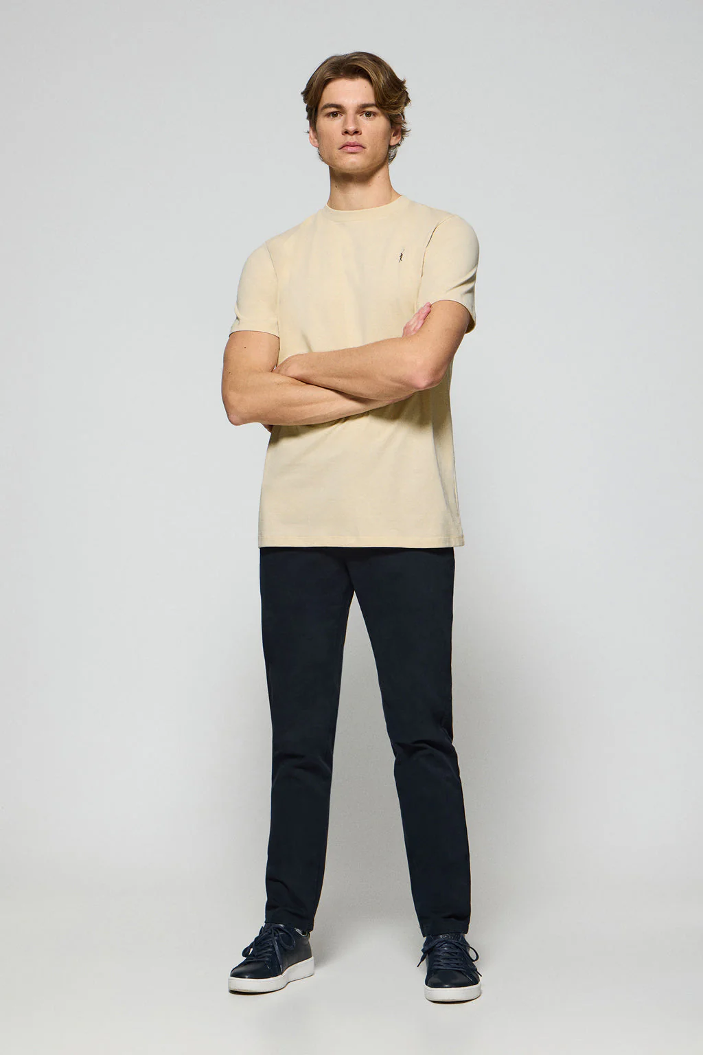 Beige round-neck T-shirt with Rigby Go embroidered logo - Image 3