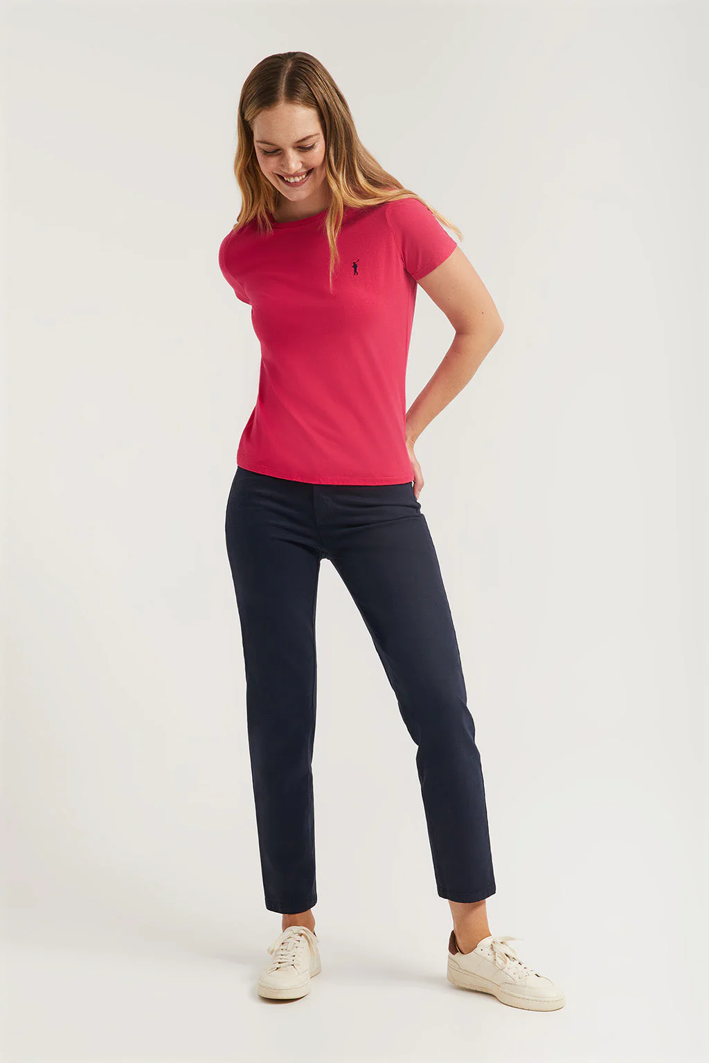 Fuchsia short-sleeve basic tee with Rigby Go logo - Image 3