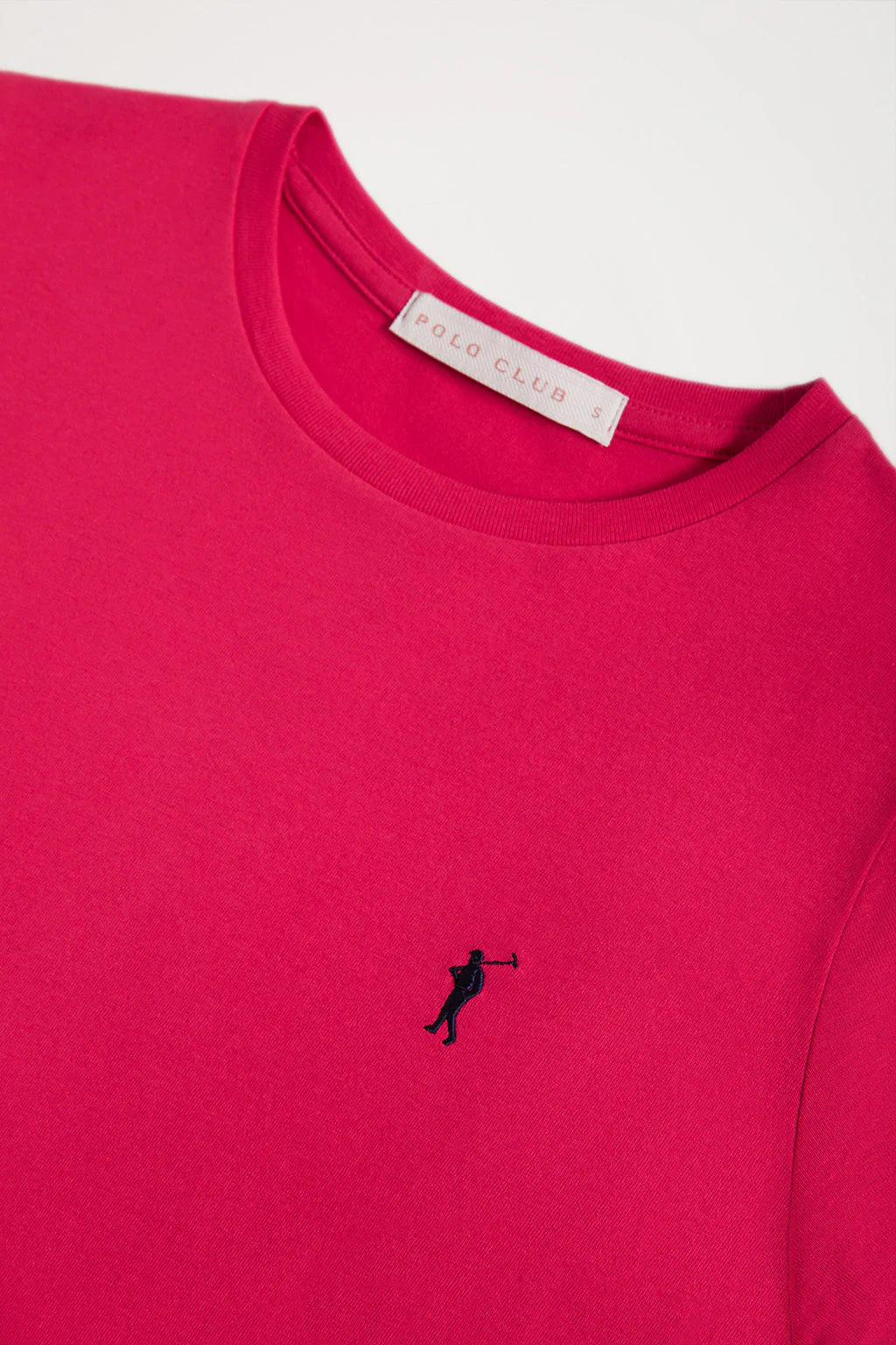 Fuchsia short-sleeve basic tee with Rigby Go logo - Image 7