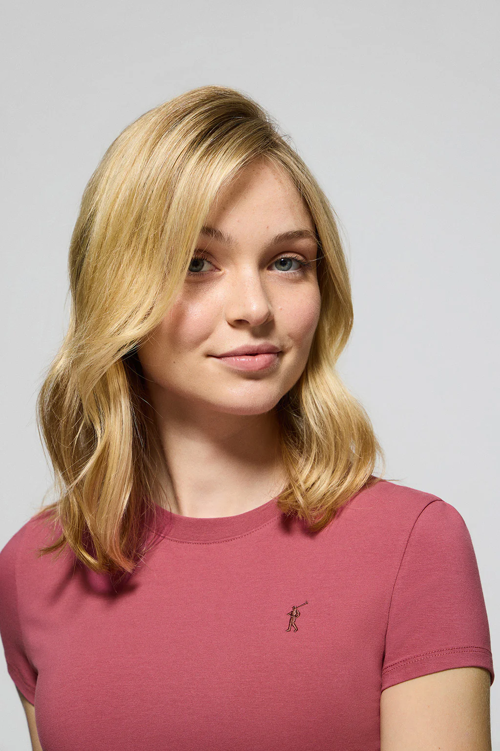 Wine-pink short-sleeve T-shirt with Rigby Go embroidered logo - Image 3