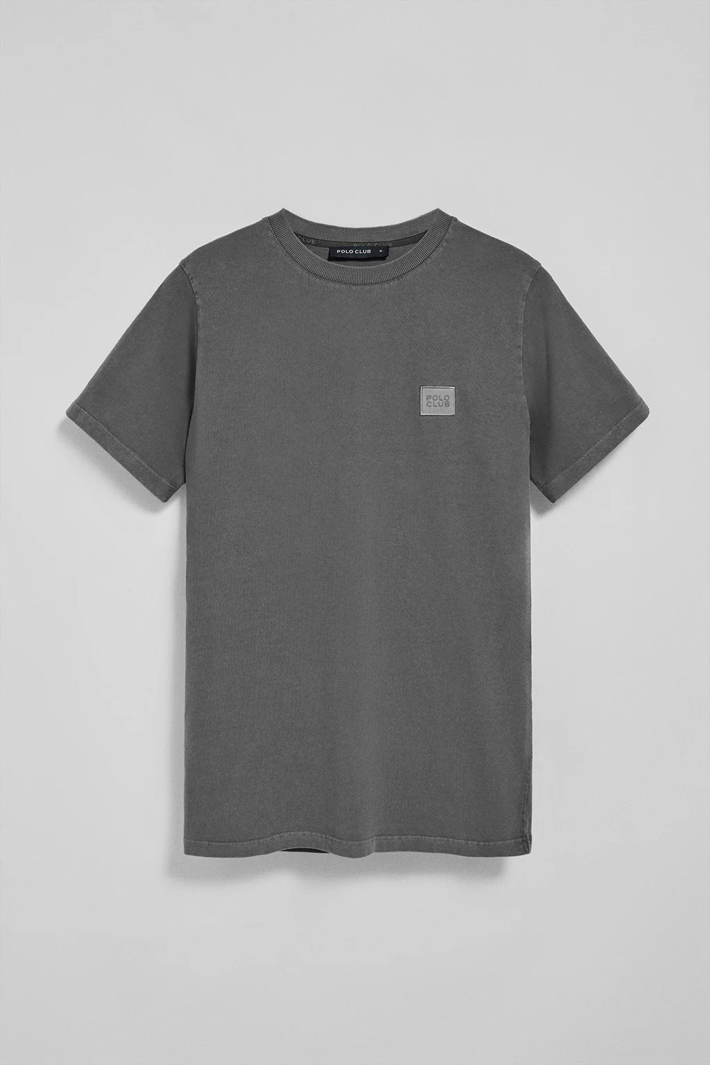 Asphalt-grey garment-dyed tee with round neck and Polo Club rubber logo - Image 5