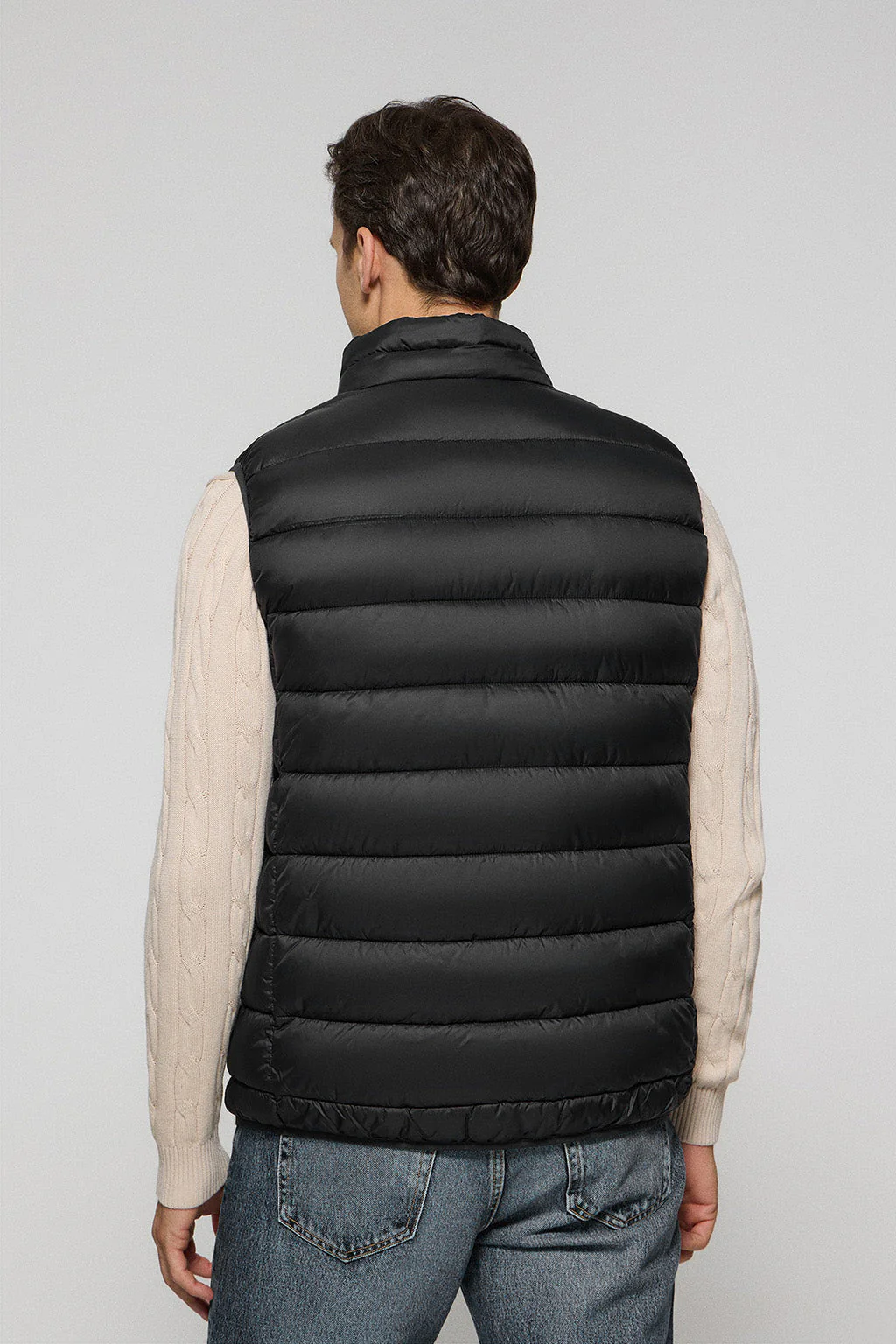 Black ultralight vest Chase with Rigby Go embroidery - Image 4