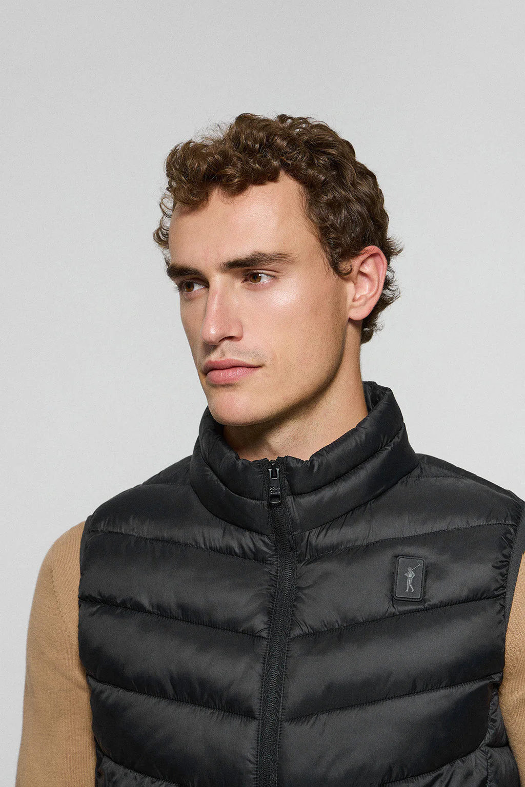 Black ultralight vest Chase with Rigby Go patch - Image 2
