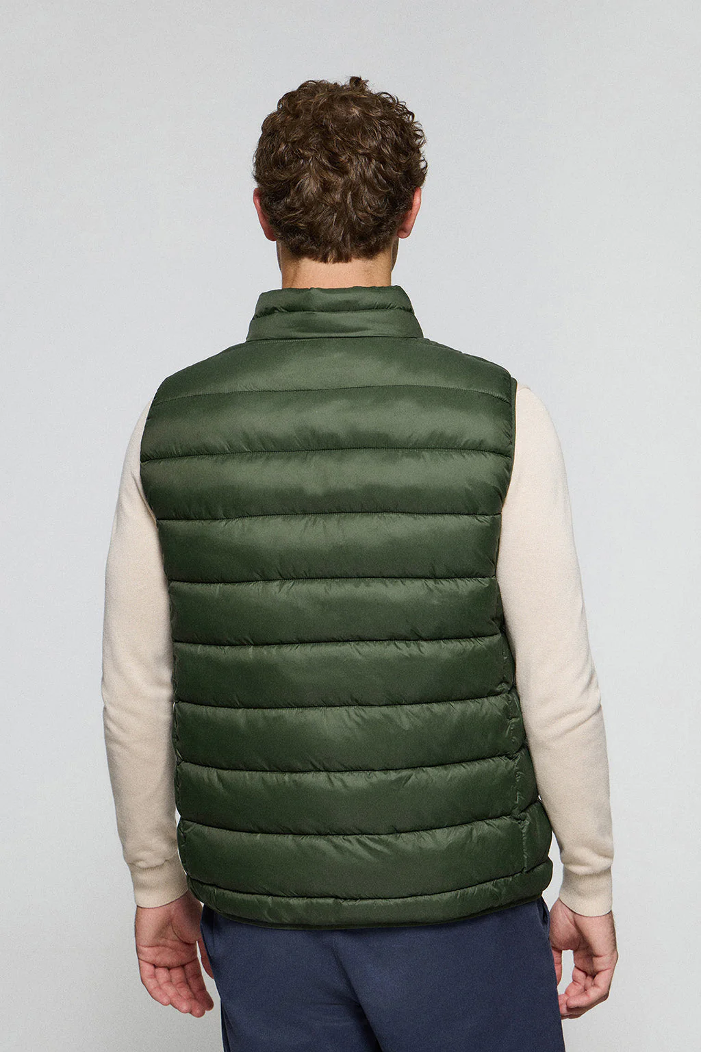 Dark-green ultralight vest Chase with Rigby Go patch - Image 4