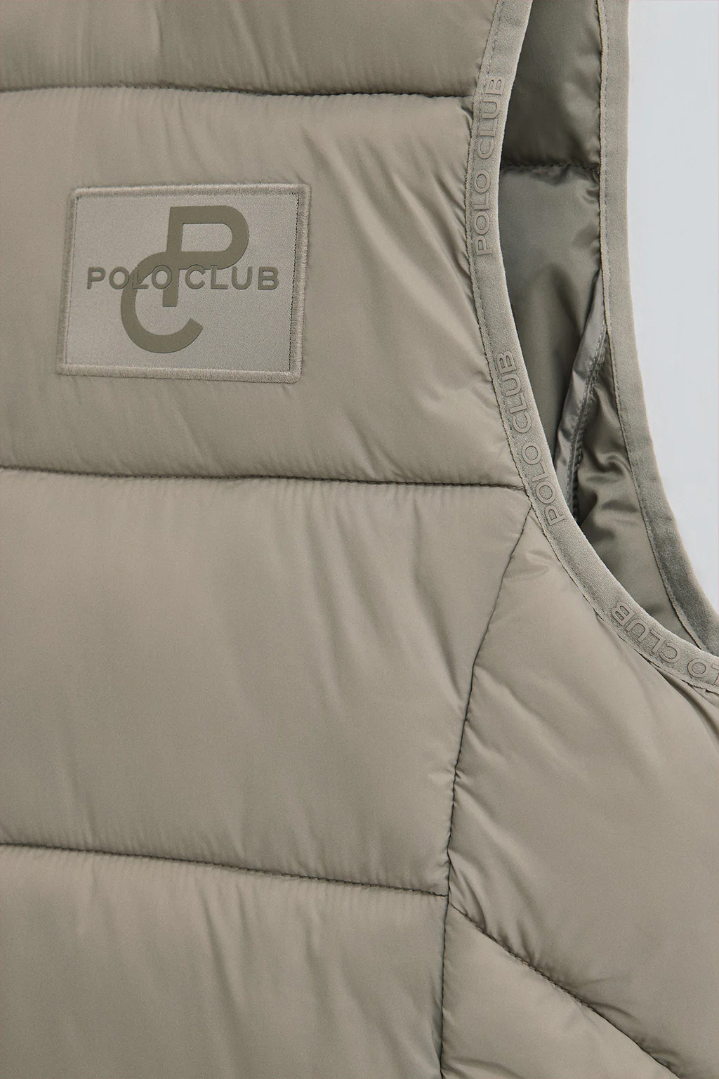 Stone-grey ultralight vest with Polo Club logo - Image 8