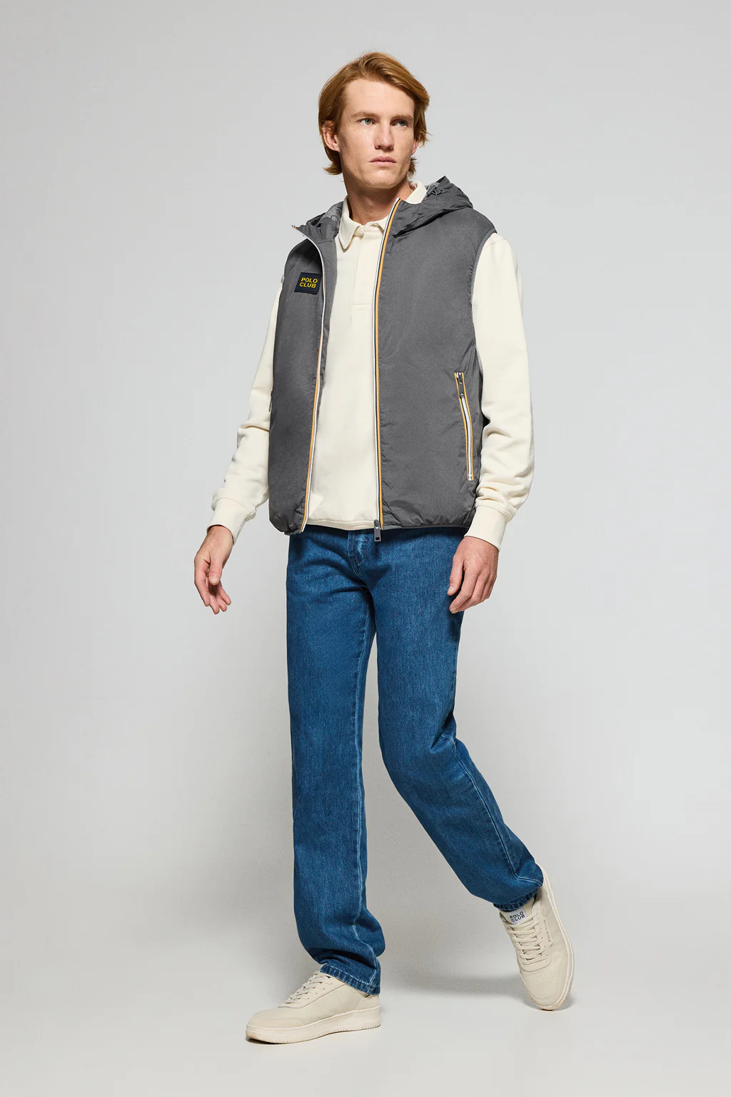 Dark-grey light vest with fixed hood and Polo Club details - Image 4