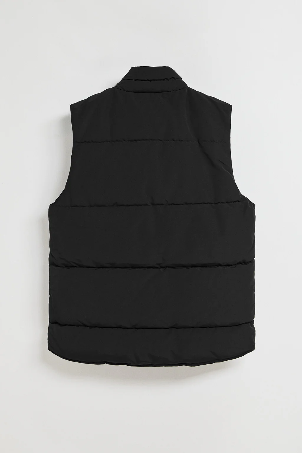 Black puffer vest with Polo Club rubber patch - Image 6