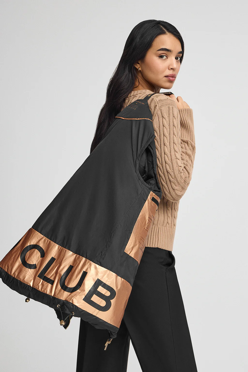 Black puffer vest with Polo Club logo - Image 4