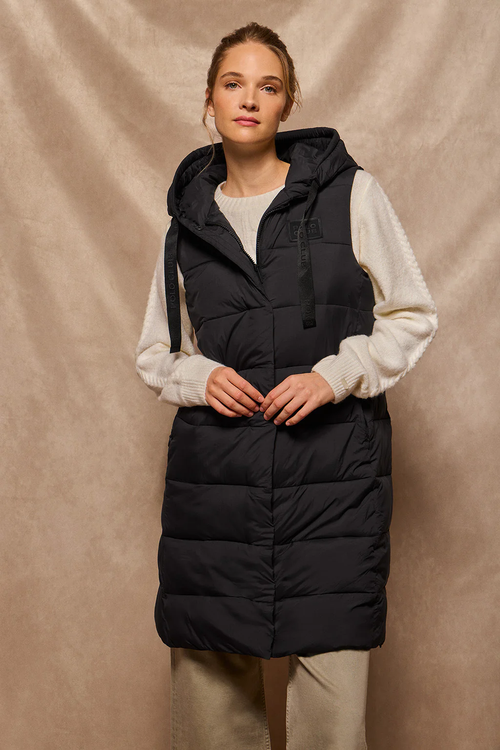 Black vest Siena with fixed hood and Polo Club details - Image 14