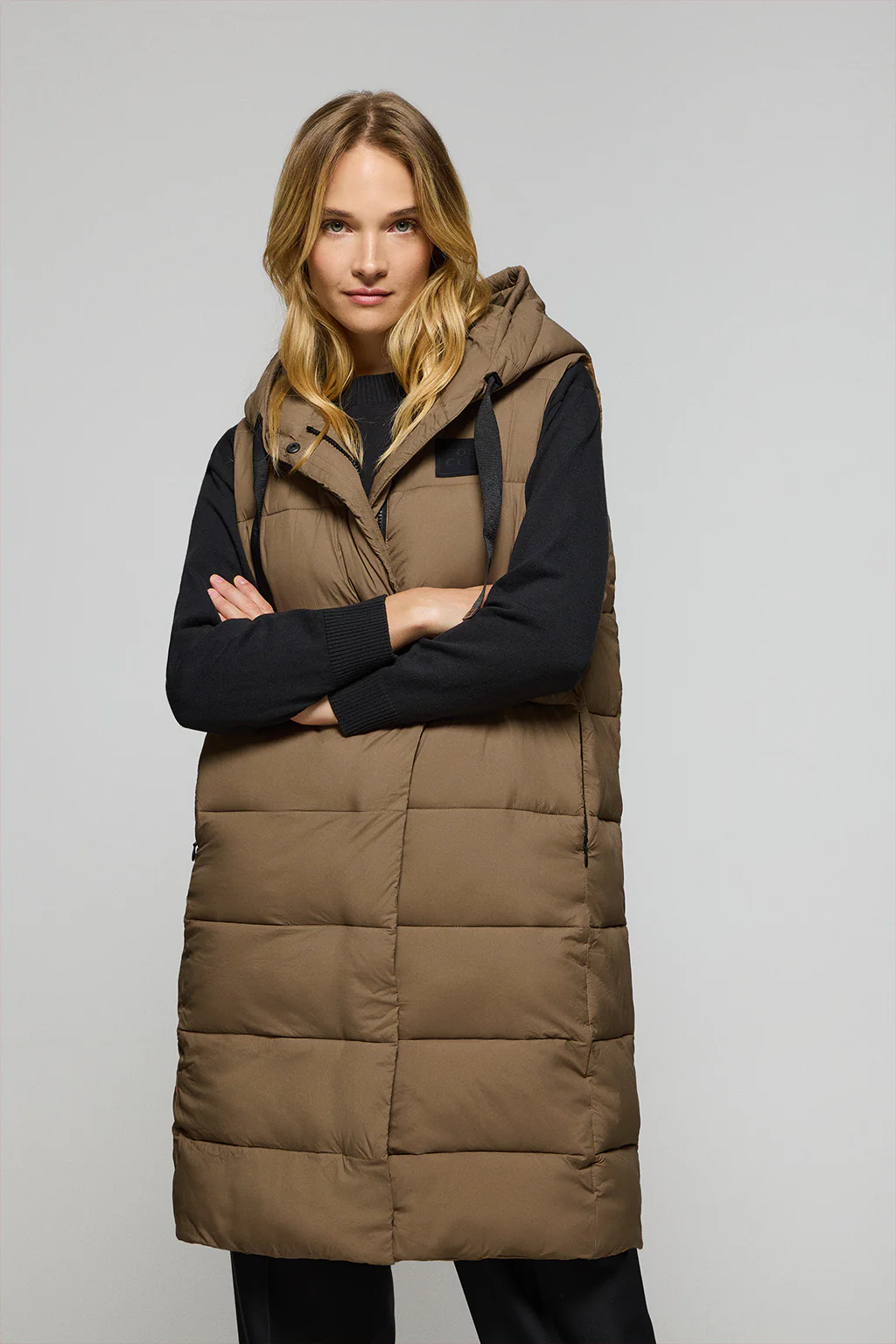Brown vest Siena with fixed hood and Polo Club details