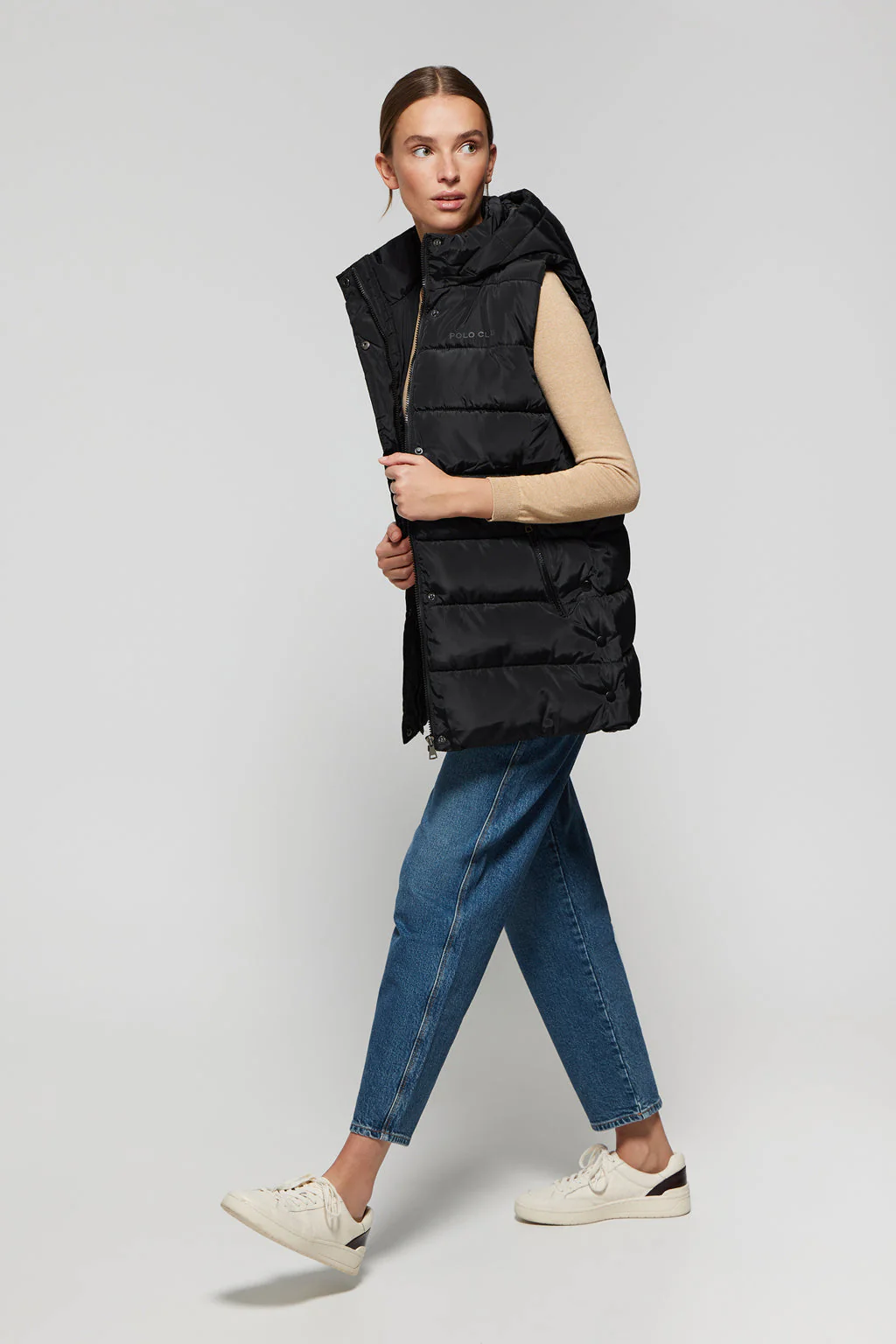 Black puffer vest with hood and Polo Club print - Image 2